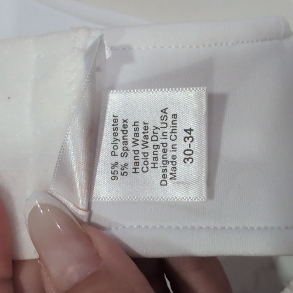 THE BRALAB Elegant Women's Intimates Set - Black, Beige, Gold, White - Picture 5 of 10